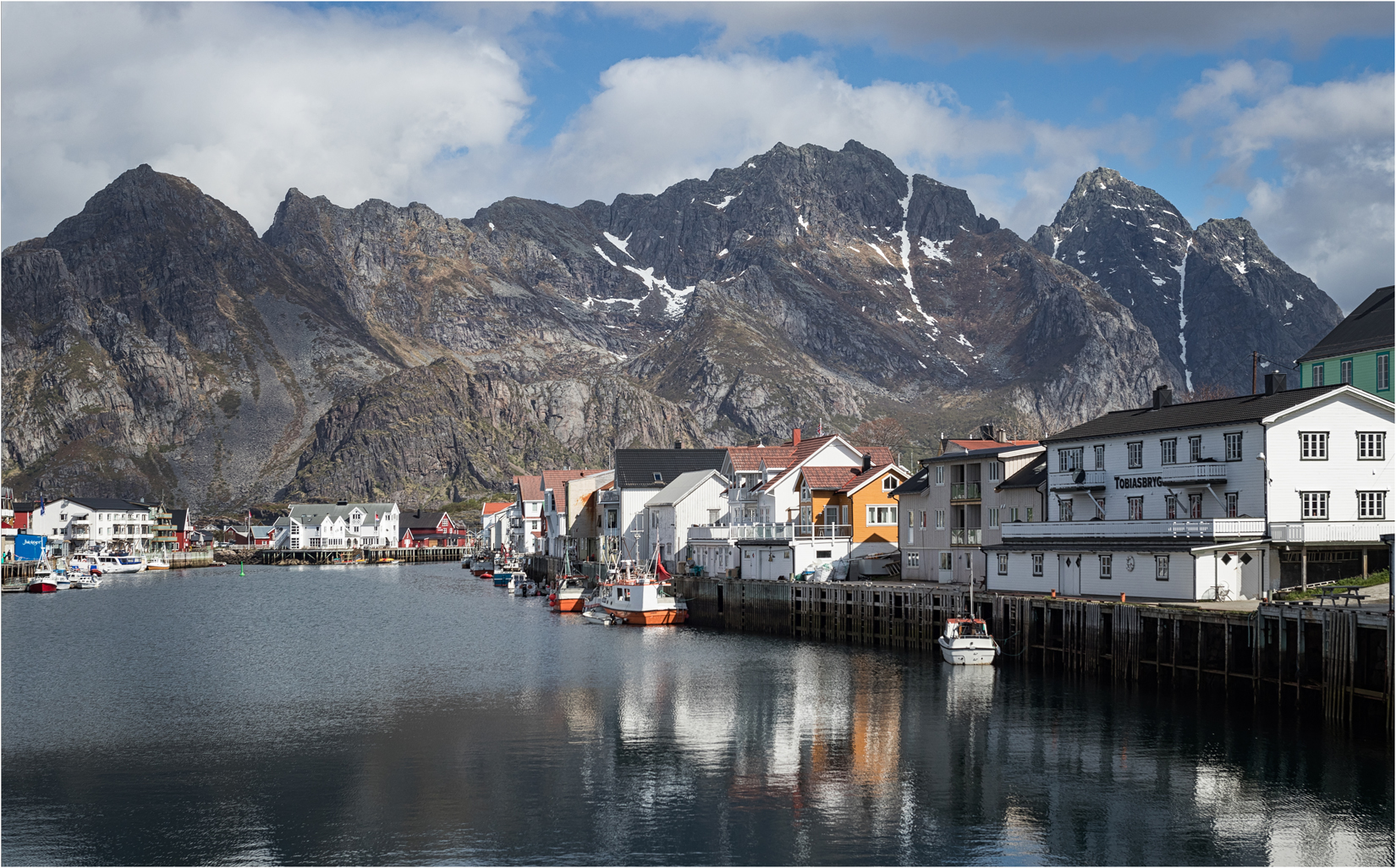 Henningsvaer