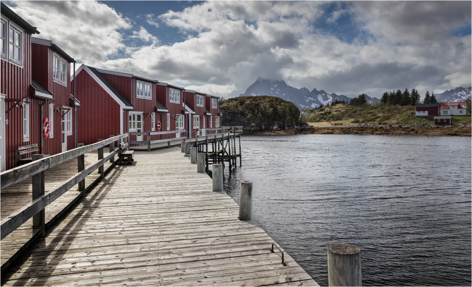 The Nyvagar Rorbru Huts