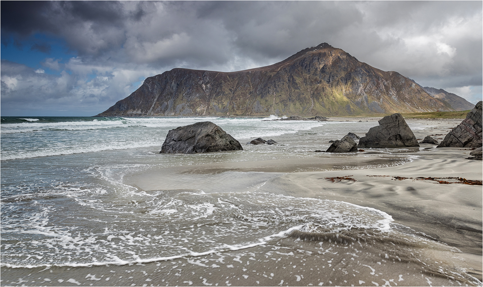 Hustinden from Skagsanden Beach