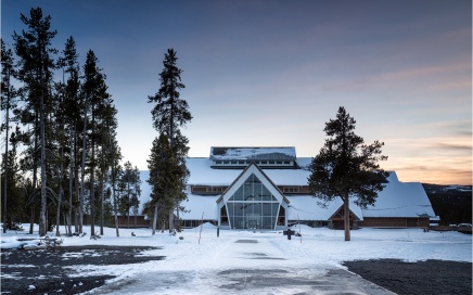 Old Faithful Visitor Center