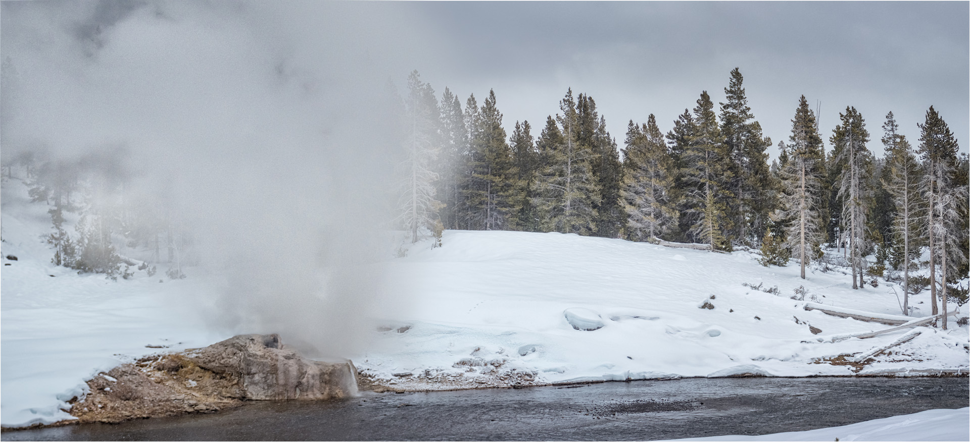 Riverside Geyser