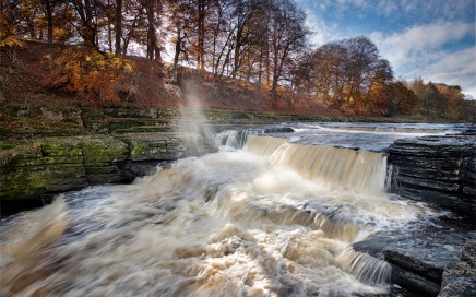 Lower Aysgarth Falls